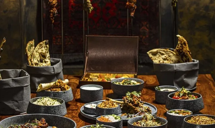 Dinner At Al Hadheerah Bab Al Shams