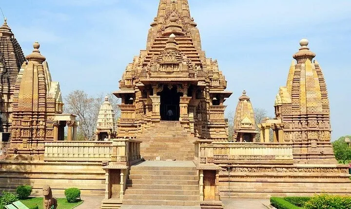 2 Day temple visit in Khajuraho