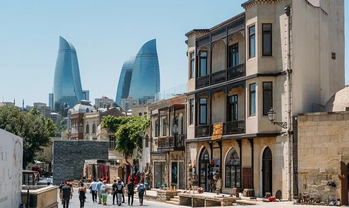 Group Walking Tour in Baku Old City