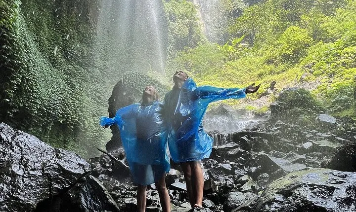 3-Day Tour: Mt Bromo, Ijen Crater & Madakaripura Waterfall