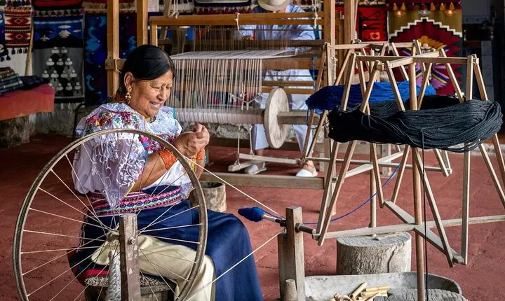 Otavalo Culture, Lagos and Traditional Market in One Day