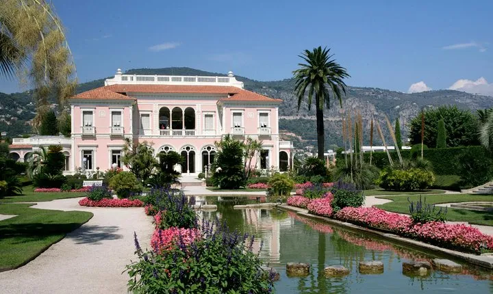 Rothschild’s Legacy Greek Elegance and Perfume Secrets of Eze