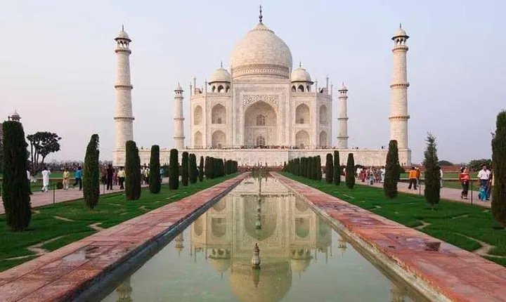 Private Round Trip To Taj Mahal Agra From Delhi