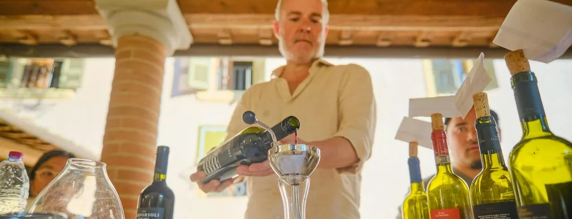 Winemaking guided tour in Florence
