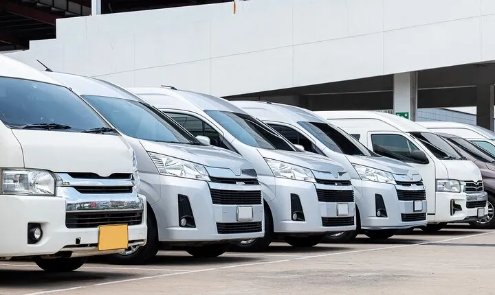 Tawau Airport 1 Way Shared Transfer from/to Semporna