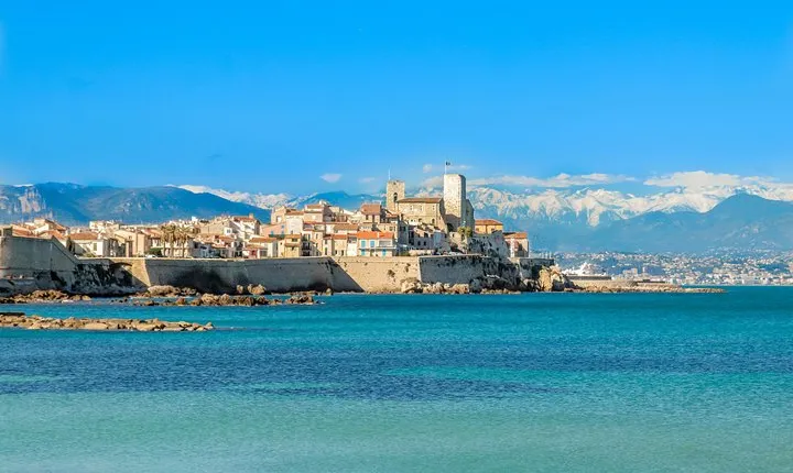Cannes, Antibes & St Paul de Vence Private Half-Day Tour