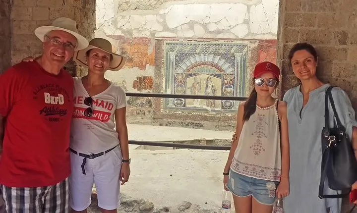 Skip-the-line Ancient Herculaneum Highlights Exclusive Tour with Private Guide