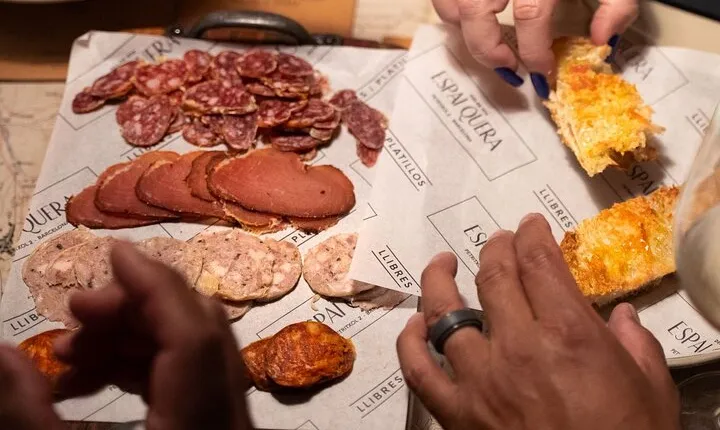 Barcelona Old Town Tapas Tour: Vermouth, Bites & Hidden Gems