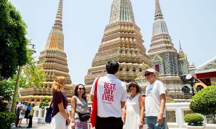 Bangkok’s Treasures: Temples & the Majestic River of Kings
