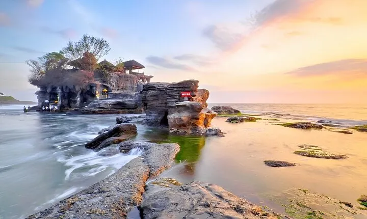 Half-day tour : Tanah Lot Sunset Tour