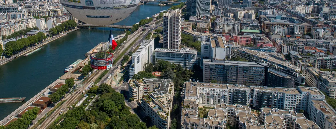 Tickets for a flight over Paris in the Ballon de Paris Generali