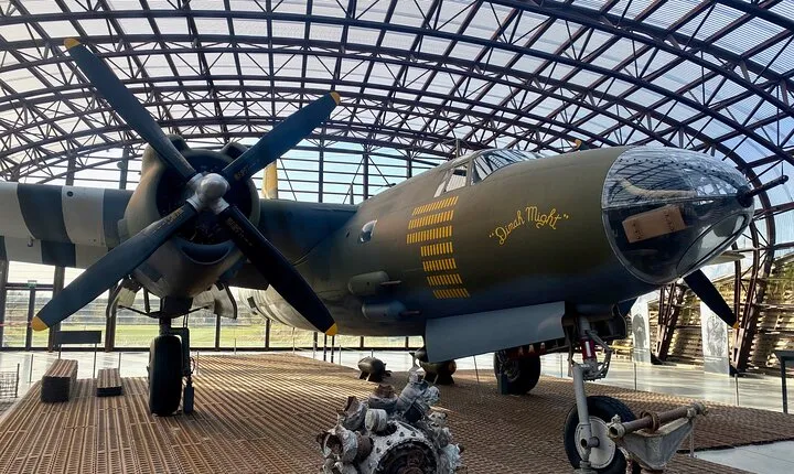 Private D-Day Utah Beach and Mont Saint Michel Trip by Mercedes