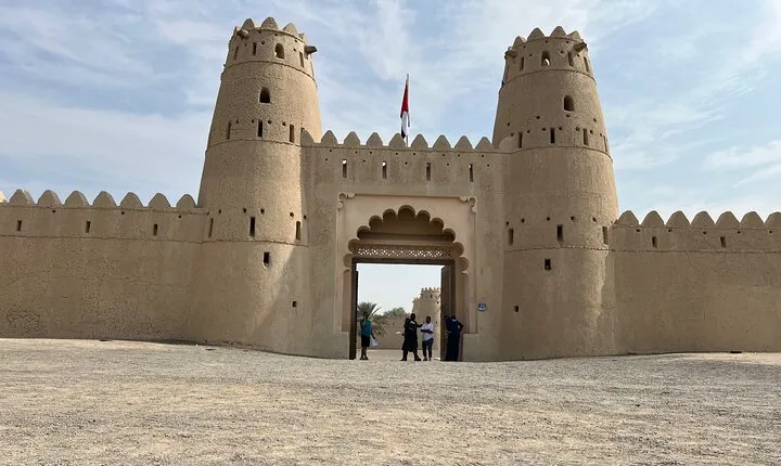Full Day Al Ain City Tour with Lunch