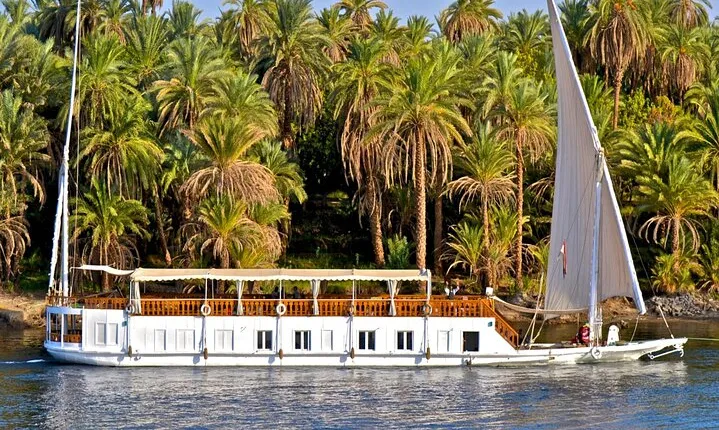 5 Nights Dahabya Saray el Nile Itinerary from Luxor to Aswan