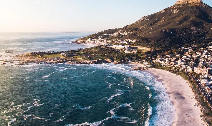 Camps Bay and Hout Bay Helicopter Tour from Cape Town