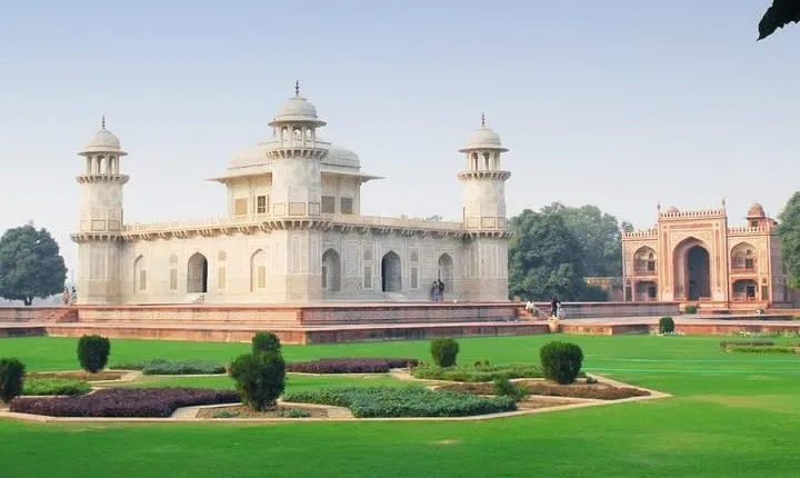 Overnight Agra Tour 