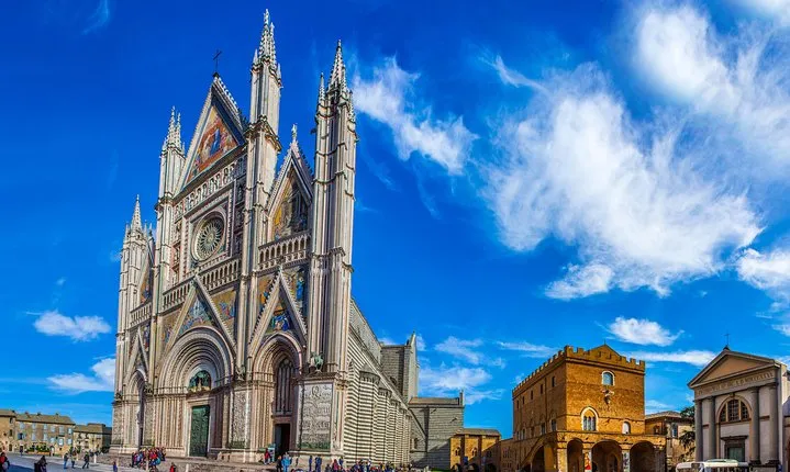 Orvieto and Civita di Bagnoregio Tour from Rome