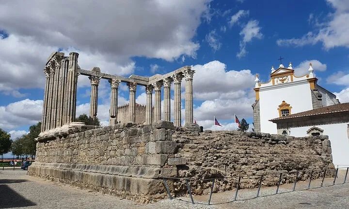 From Lisboa: Evora & Monsaraz Private Full Day Tour