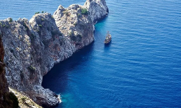 Halal Concept Short Pirate Boat Tour in Alanya