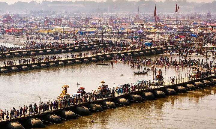 Best of Prayagraj (Guided Halfday Sightseeing Tour by Car)