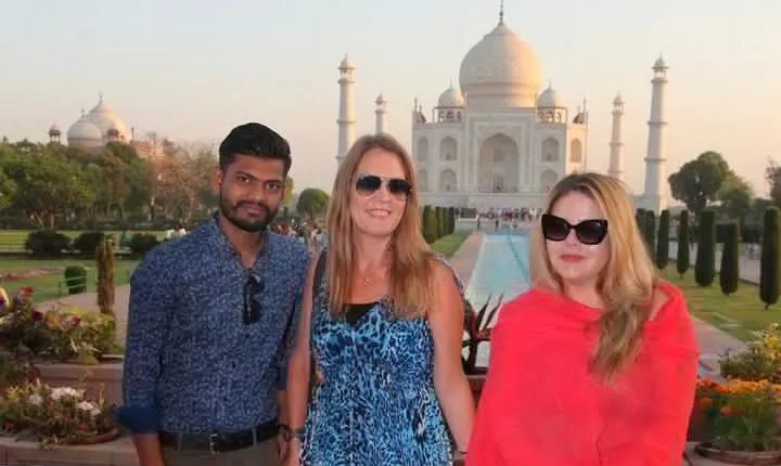 Same Day Agra Tour By Luxury Car From Delhi