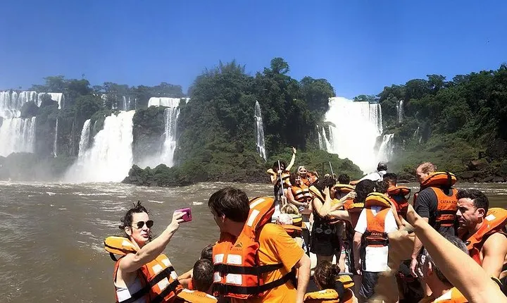 Cataratas Iguazu Argentinas Tour and Great Adventure on boats tour