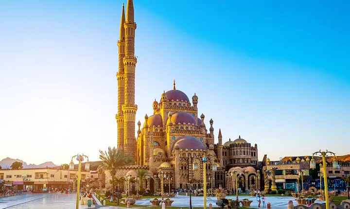 Private City Sightseeing & Shopping Tour in Sharm El Sheikh