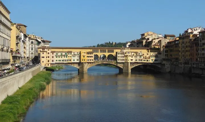 Florence Renaissance and Medieval: Day Trip from Milano by High-Speed Train