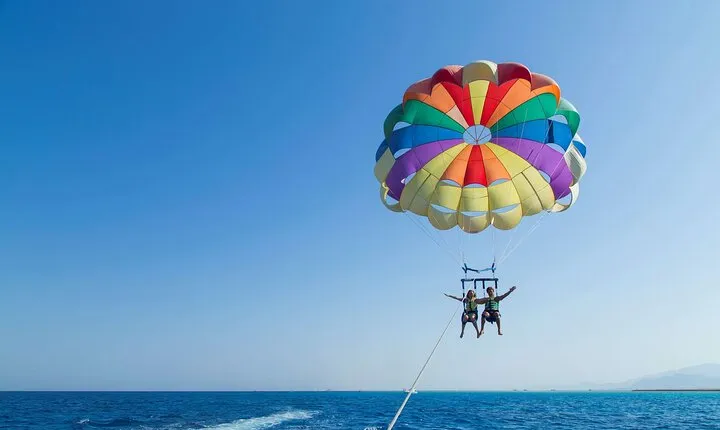 Vip Parasailing with transfer in Hurghada