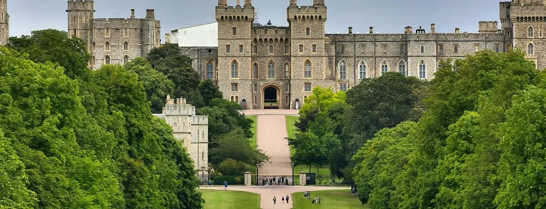 Windsor Castle half-day trip from London with entrance tickets
