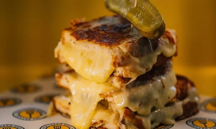 Manchester Cheese Crawl : Guided Food Tour