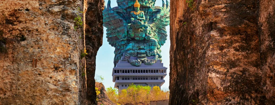 The Monument Private Tour