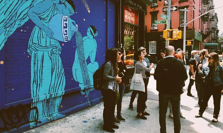 Street art tour at Soho