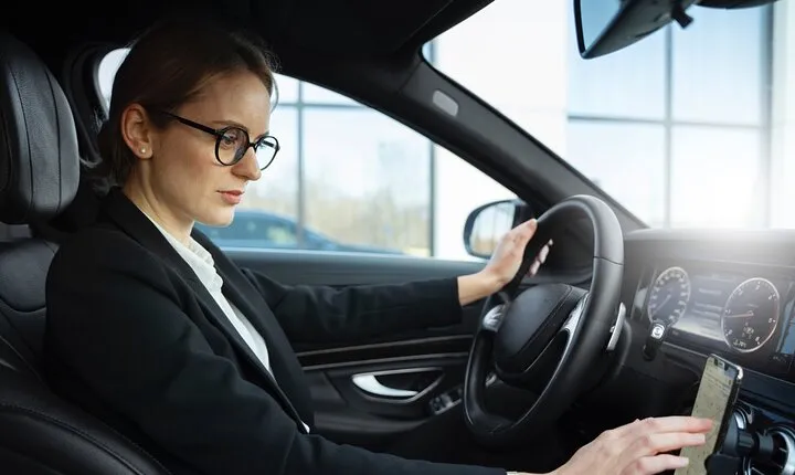 Private Premium Transfer from Paris CDG and Orly to Caen-Bayeux