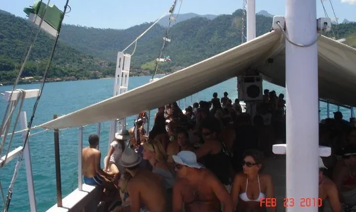 Angra Dos Reis Daily Tour To Paradise. Boat Trip Lunch And Fruits Included