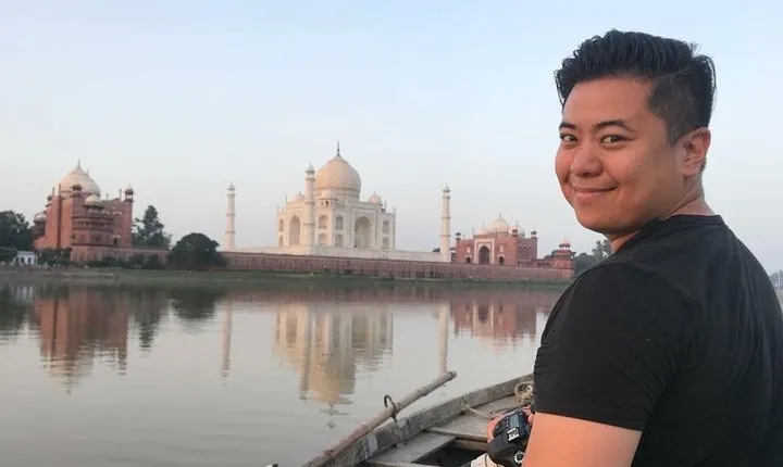 Taj Mahal Private Day Trip by Luxury Car From Delhi 