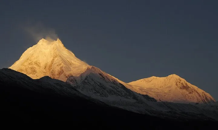 Private 13 Days Manaslu Circuit Trek