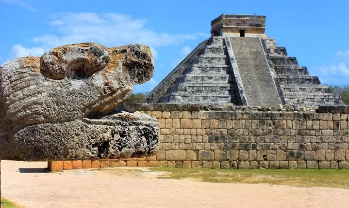 Chichen Itza + 2 cenotes & Valladolid - The Best Tour from Cancún