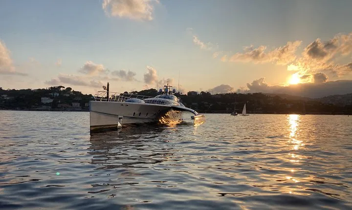 Private Sunset Tour in Solar Boat near Nice and Monaco