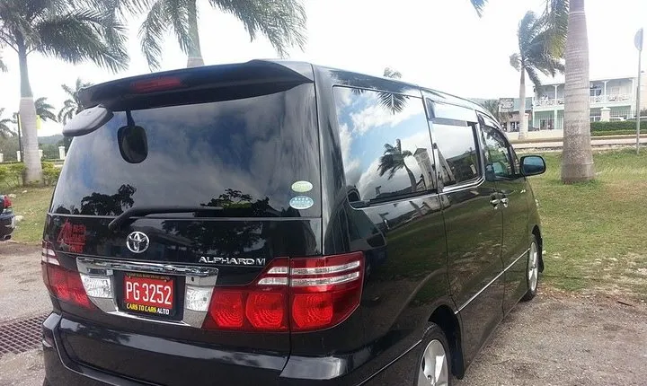 Private Sangster Airport Transfer to Montego Bay