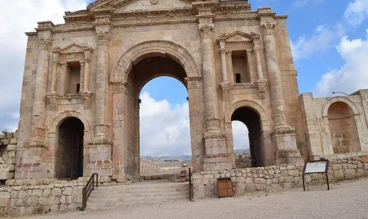Private Amman, Jerash, and Dead Sea Full-Day Transfers from Amman