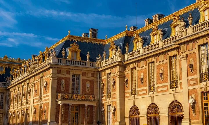 Full Day Paris Tour with Pick up from CDG Orly Airport