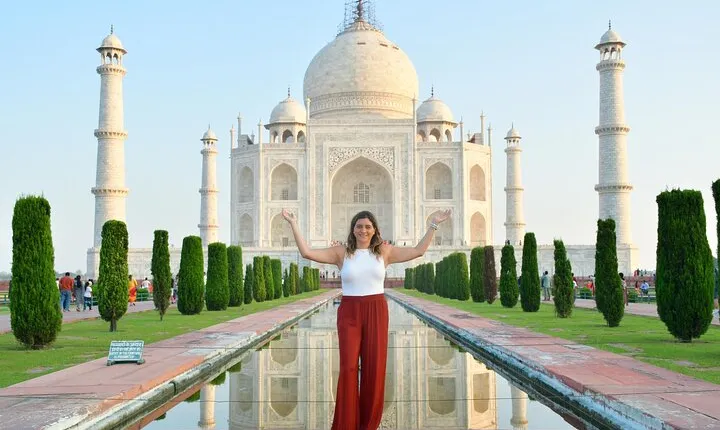 Delhi : Sunrise Taj Mahal & Elephant conservation - All Inclusive