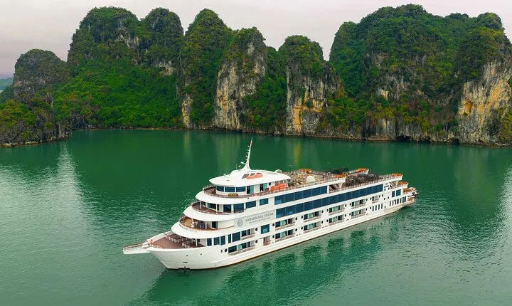Boss Cruise Full Day Explore Halong Bay