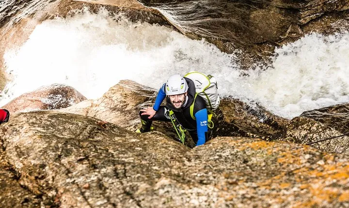 Beginner canyoning in the Starzlachklamm