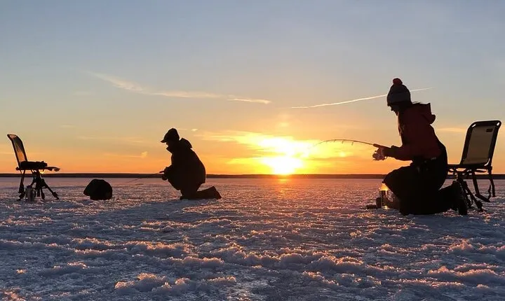 Private Tour Ice Fishing Experience from Rovaniemi