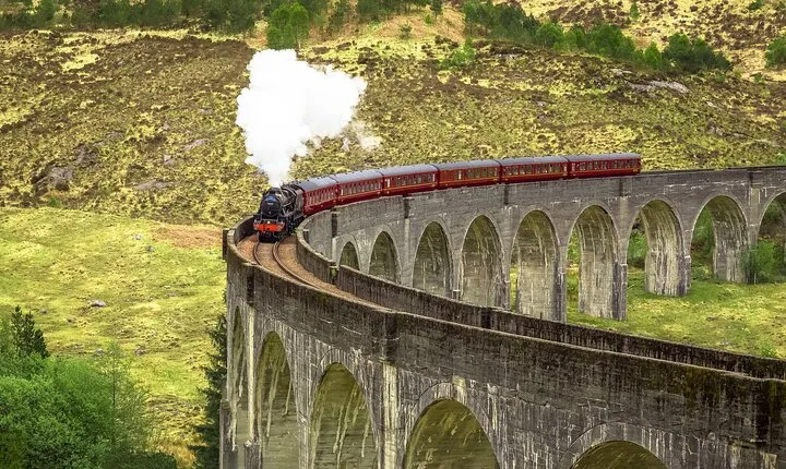 From Glasgow: West Highlands, Glen Coe & Jacobite Steam Train