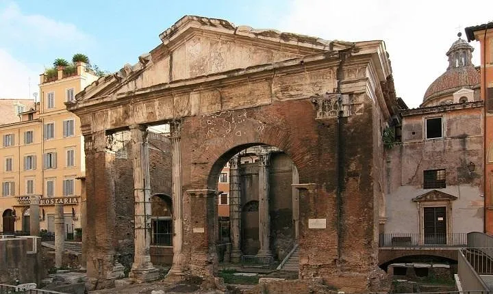 The Heart of Rome and its Treasures: Full-Day Tour with Lunch