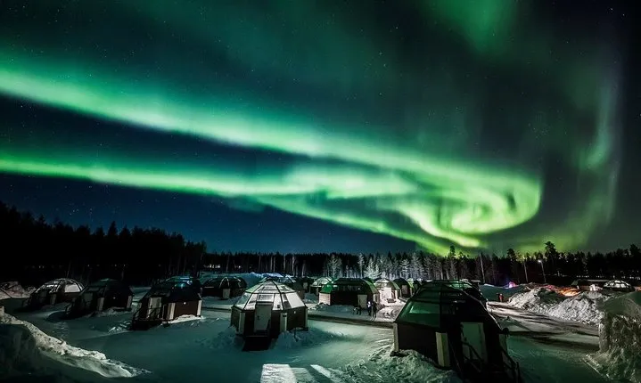 Hunting for Reykjavik Northern lights Private Tour