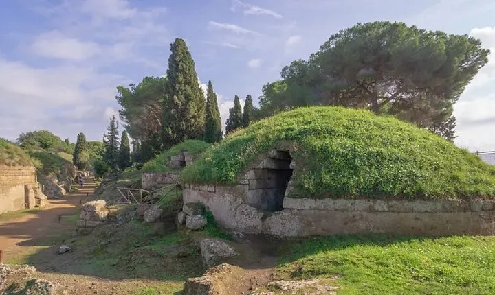 The Etruscan Lands-Bracciano, Ceri And Cerverteri Tour from Rome